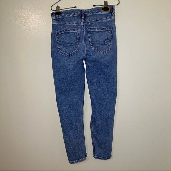 American Eagle Outfitters Blue High Rise Distressed Jeans - Picture 2 of 3